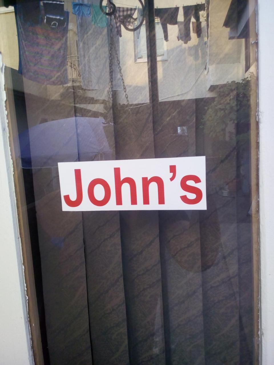 فندق سوخوميفي  John'S المظهر الخارجي الصورة